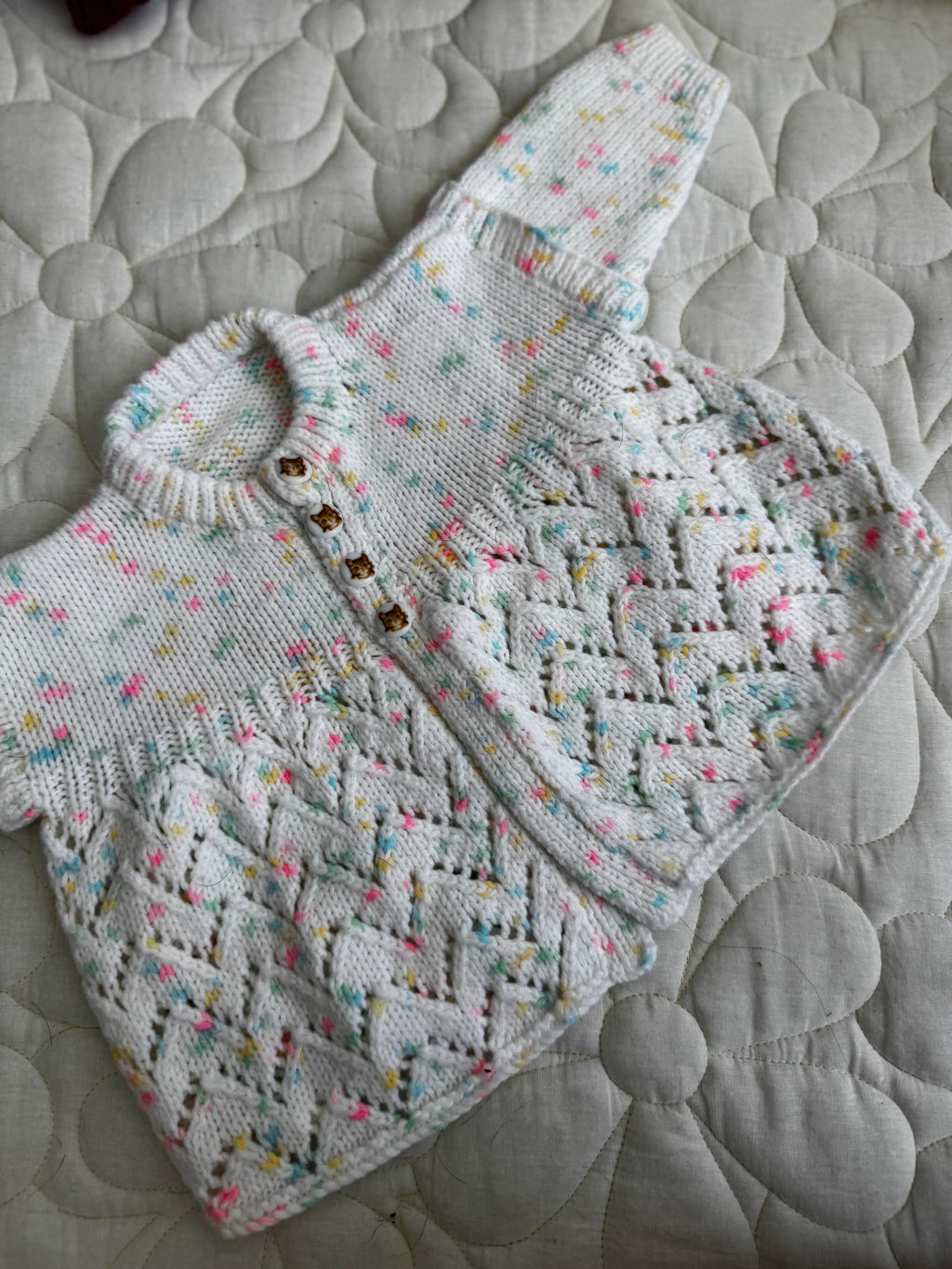 3-6 multicoloured fleck cat button cardi