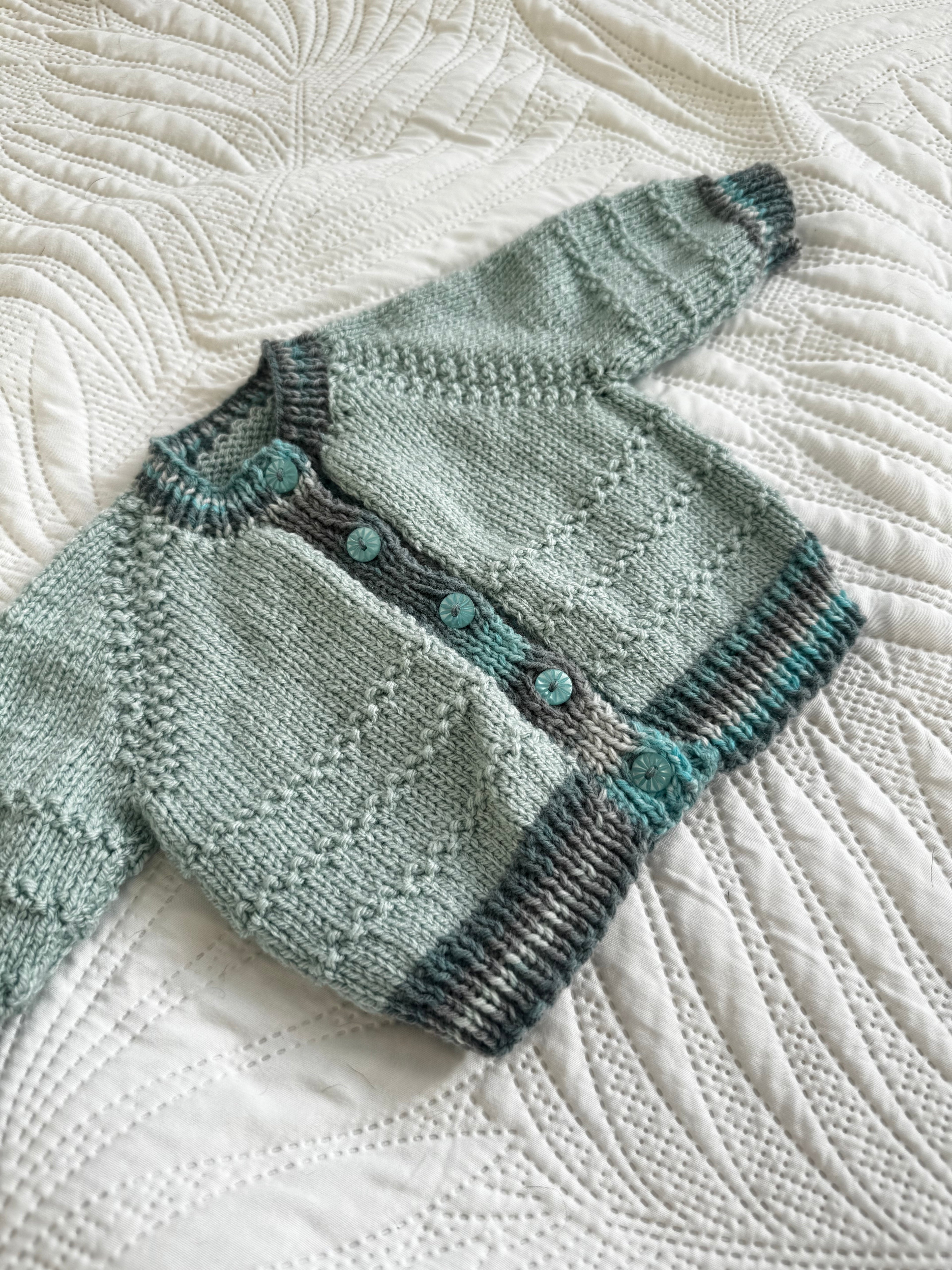 0-3m green cardi