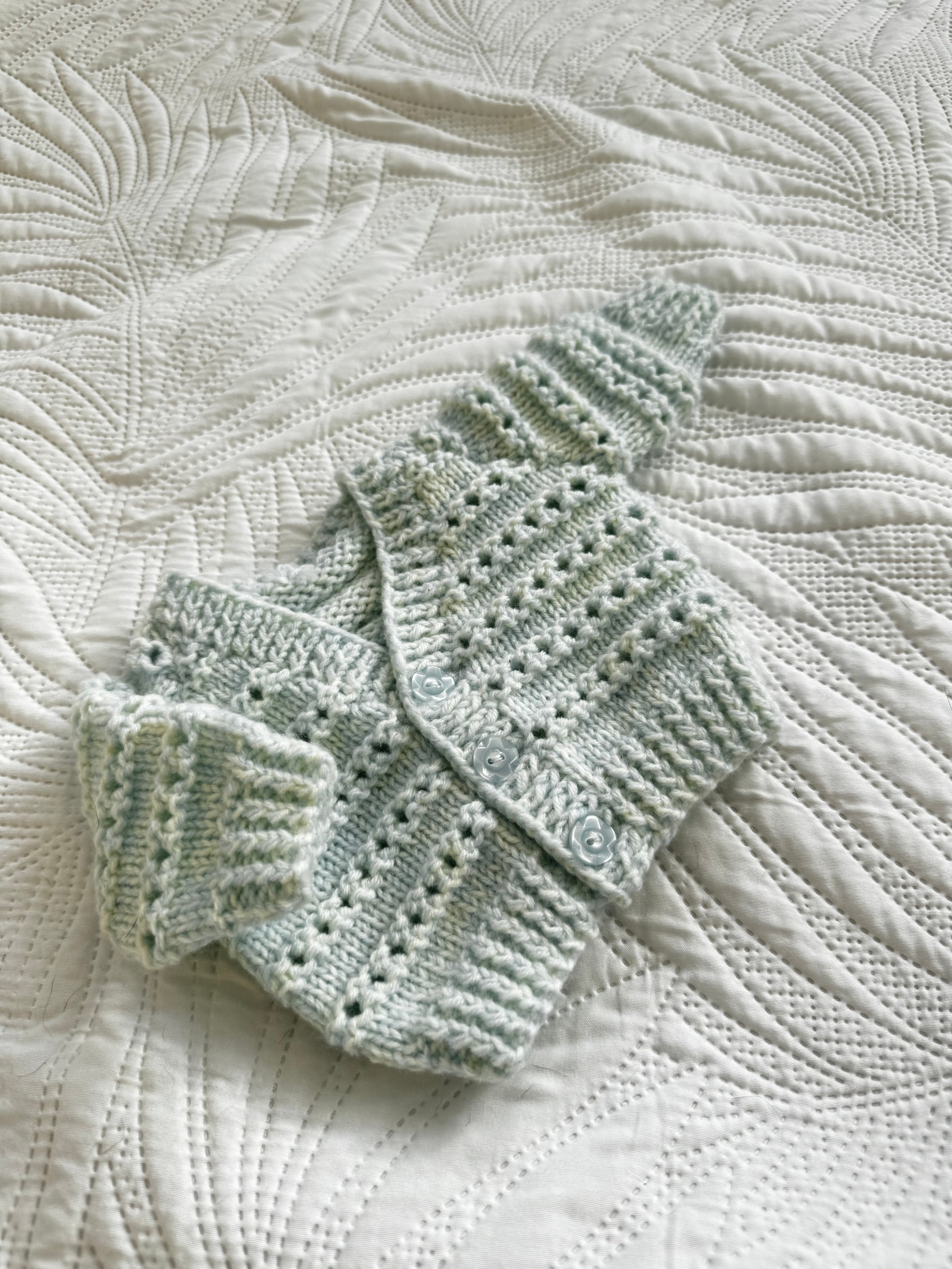 Newborn spearmint cardi