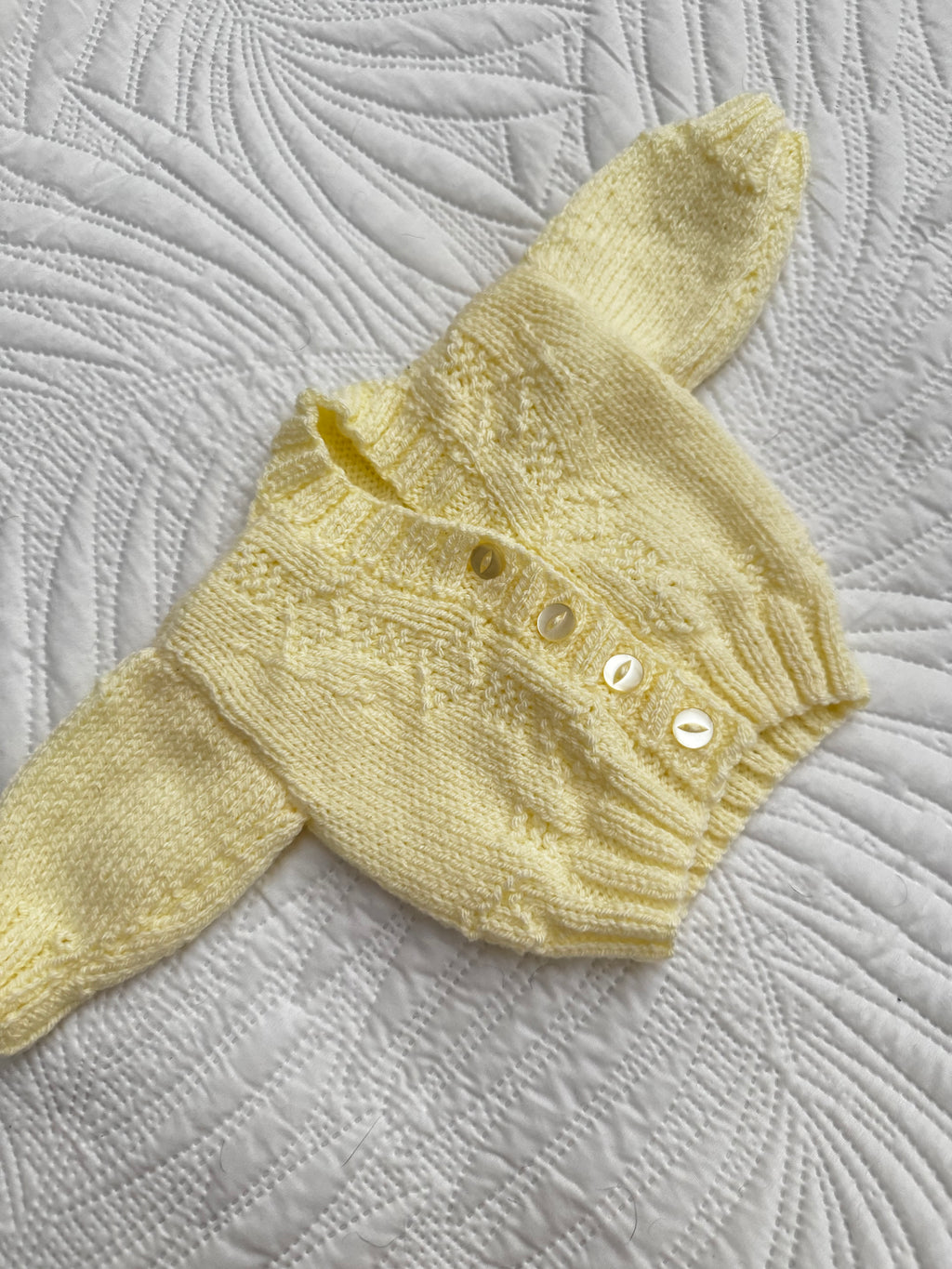 0-3 lemon hand knit