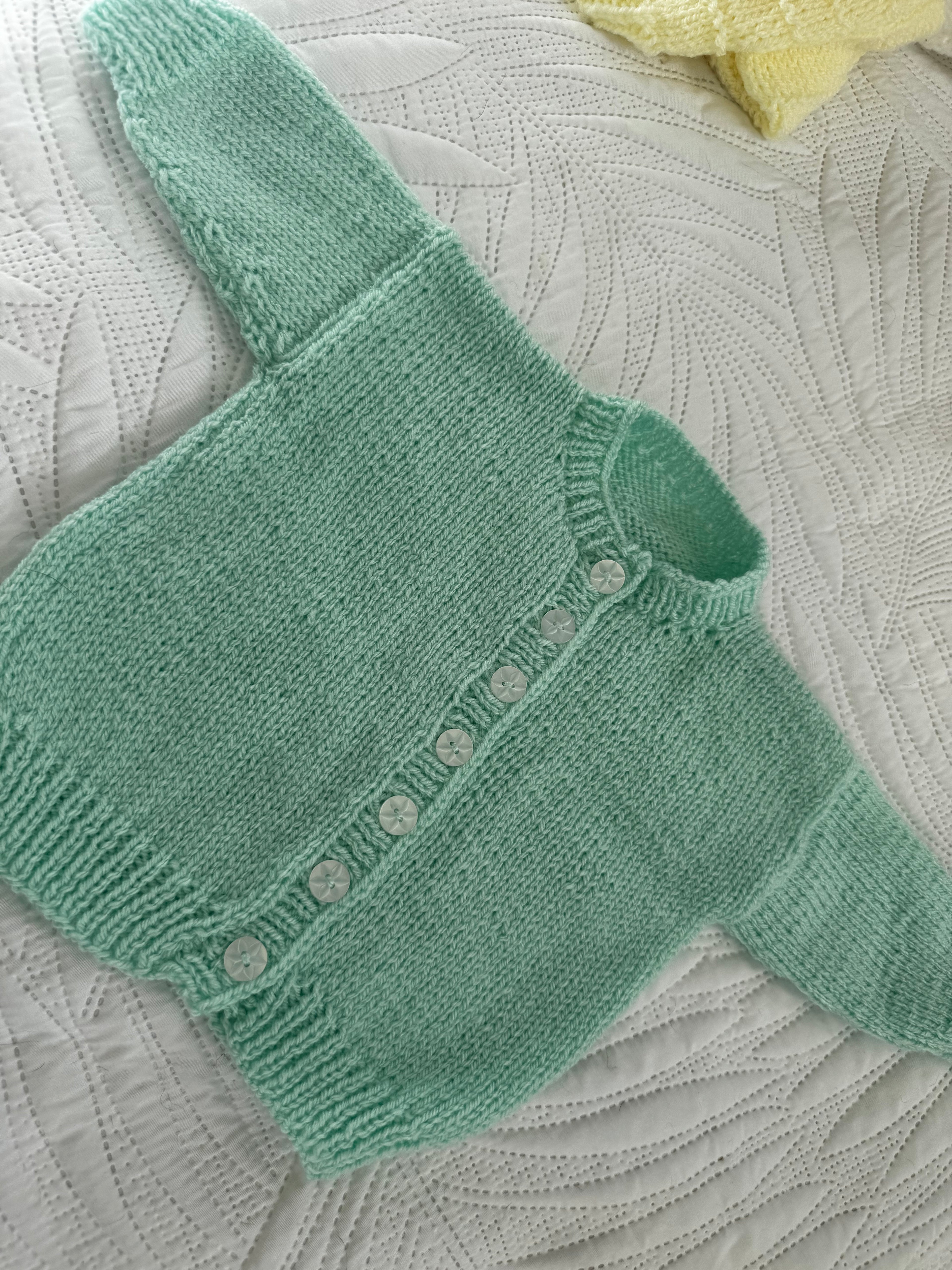 6-9 green cardi