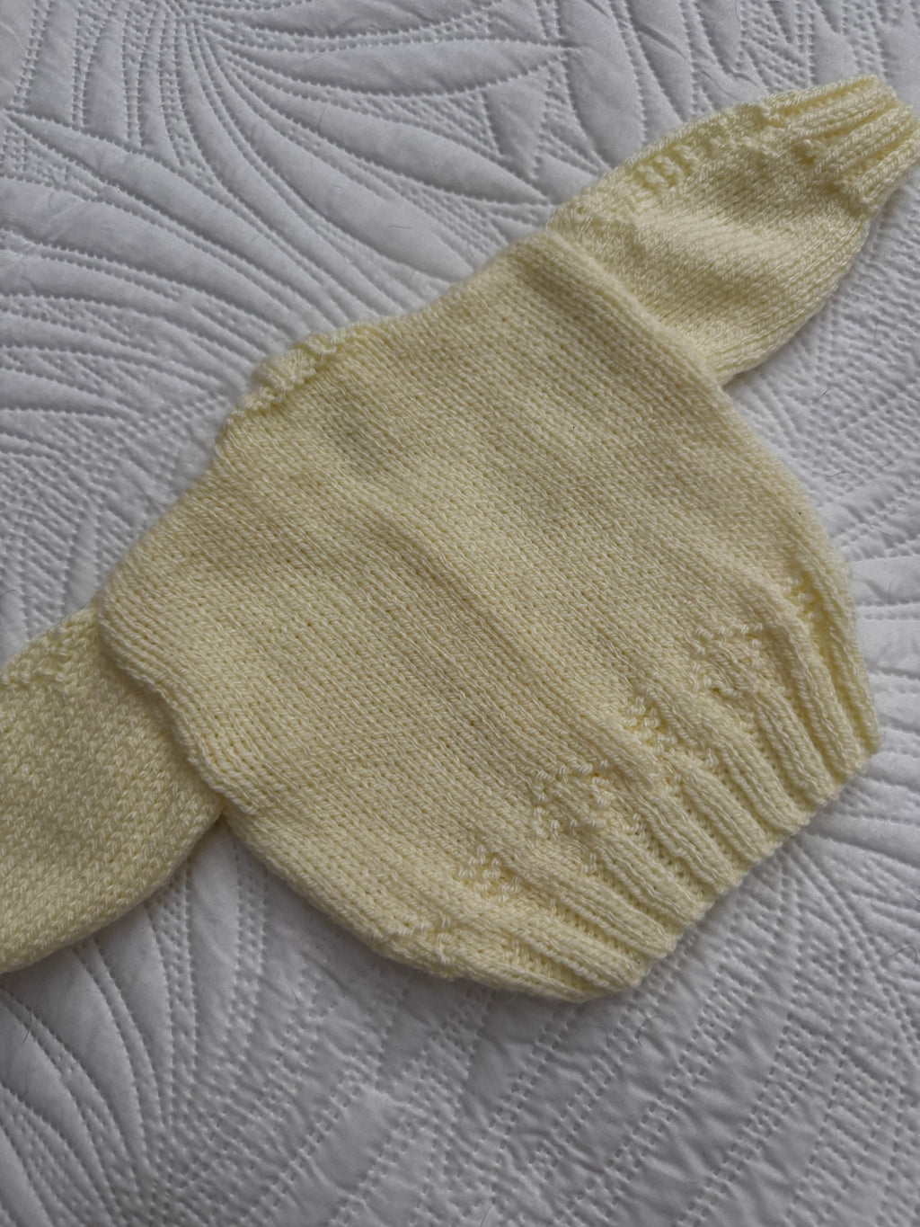 0-3 lemon hand knit