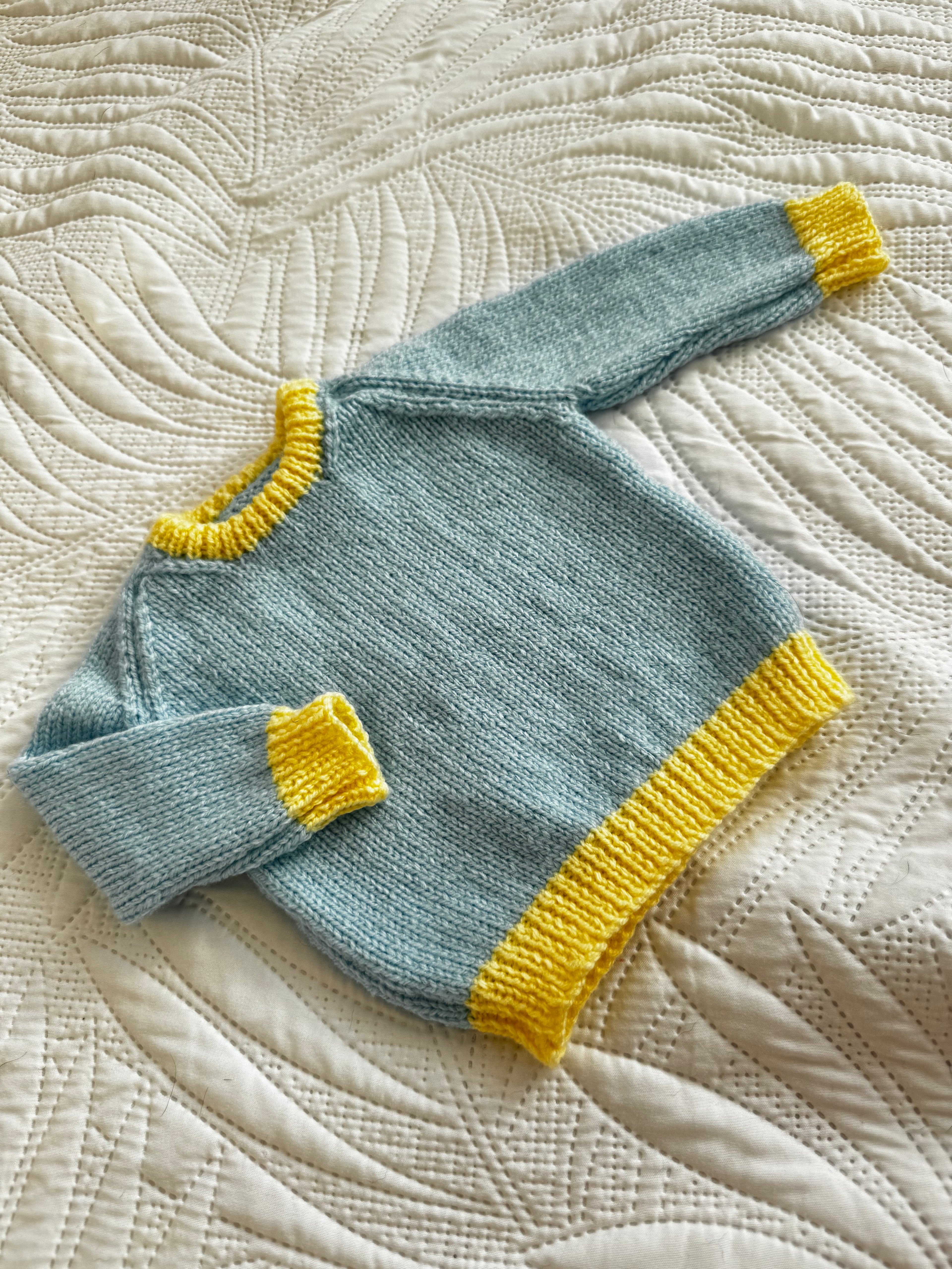 0-6m blue & yellow jumper
