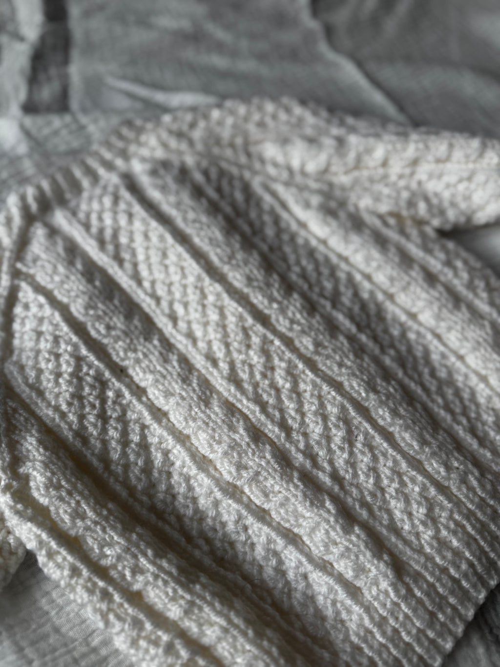 12-18m White cardi