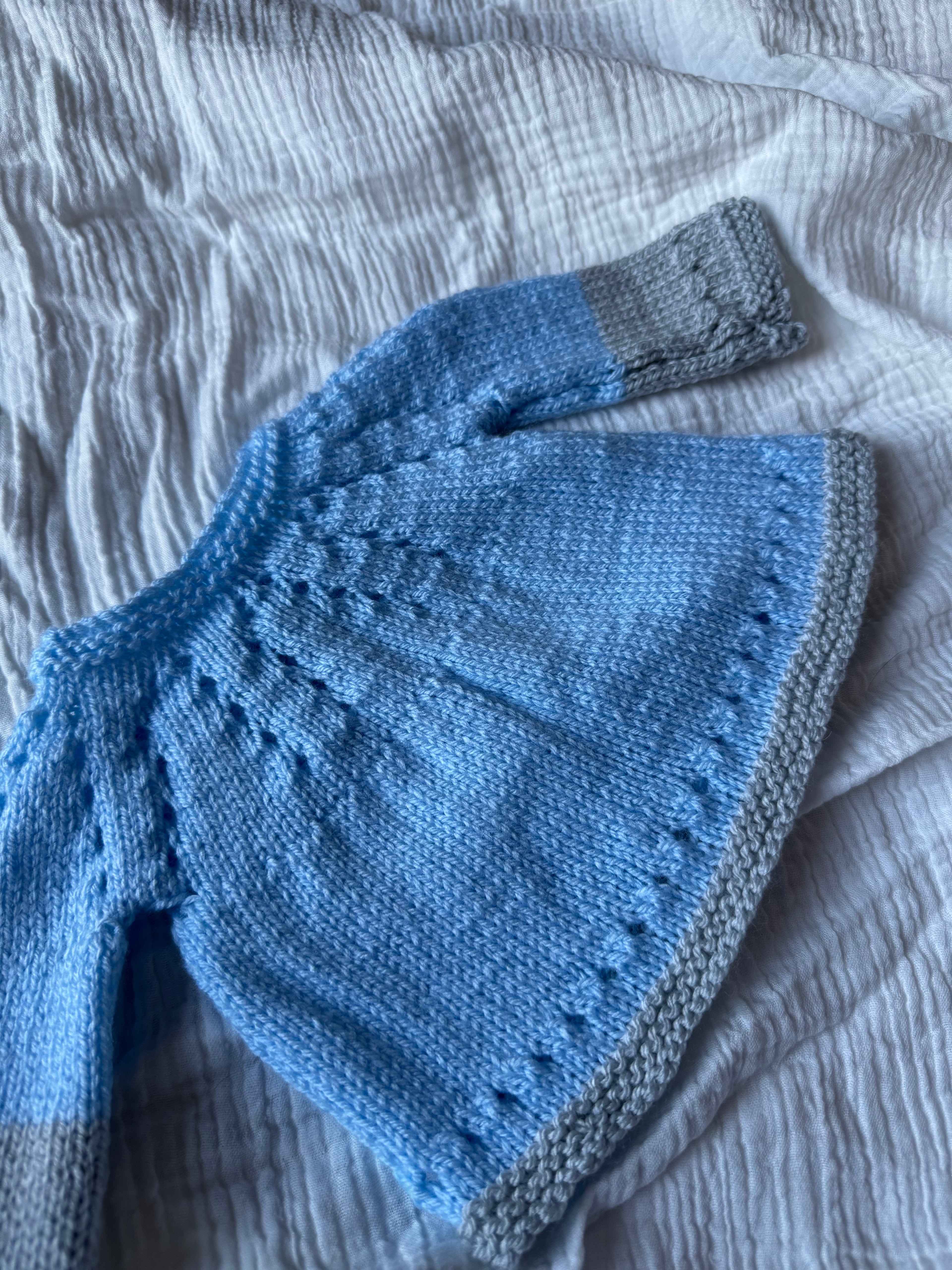0-6m blue & grey cardi